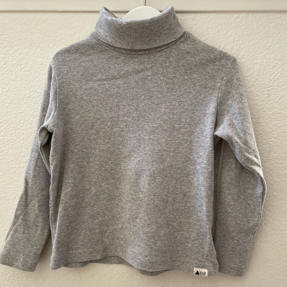 Babygap turtle neck long sleeve in gray